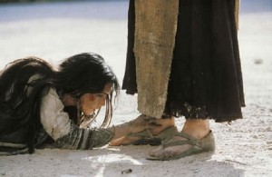 Deeper-With-GOD-Go-and-sin-no-more-the-woman-caught-in-the-act-of-adultery-at-the-feet-of-Jesus[1]